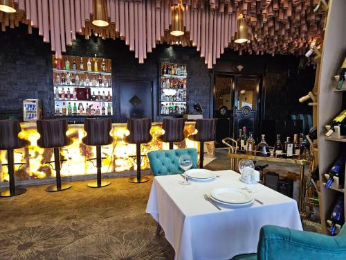 Фотография из галереи Teatro Boutique Hotel в Баку