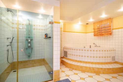 Bilik mandi di Ferienwohnung Zur Imme