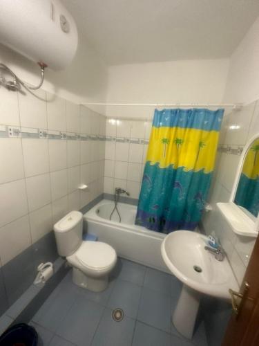 Koupelna v ubytování ORI Apartament