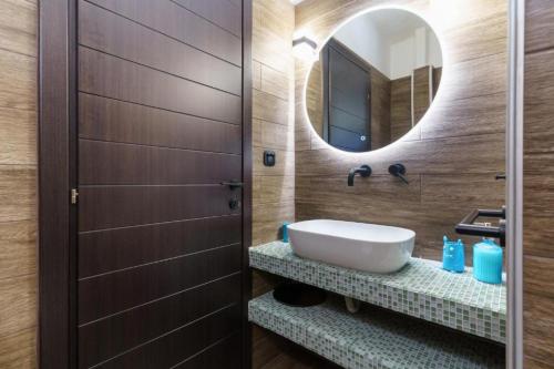Ένα μπάνιο στο villa Blu: Beachfront home with amazing view
