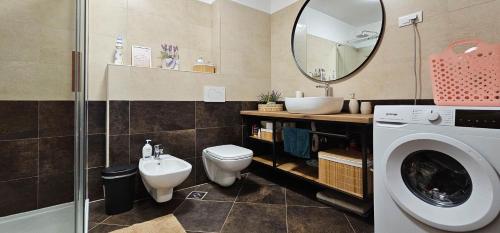 Koupelna v ubytování Apartment Bluemare B3 with Shared Pool