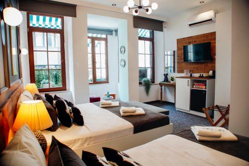 TV a/nebo společenská místnost v ubytování Istiklal Street Taksim House Yamalya Hotel