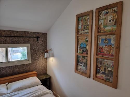 Postel nebo postele na pokoji v ubytování Haifa Hostel