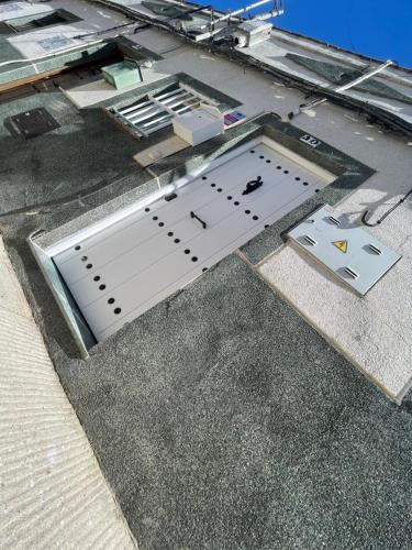 an overhead view of a building with a roof at CENTRICA Y TRANQUILA in Jerez de la Frontera