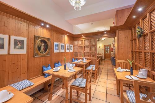 Hotel Eder Image