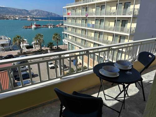 Panoramic Port Penthouse