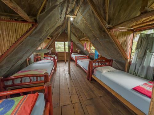 Ένα ή περισσότερα κρεβάτια σε δωμάτιο στο Vista Verde Lodge