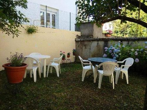 Appartement d'une chambre avec vue sur la ville jardin clos et wifi a La Bourboule