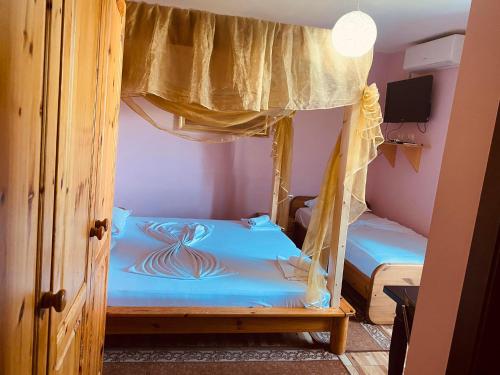 Hotel Deutschland - Image 2