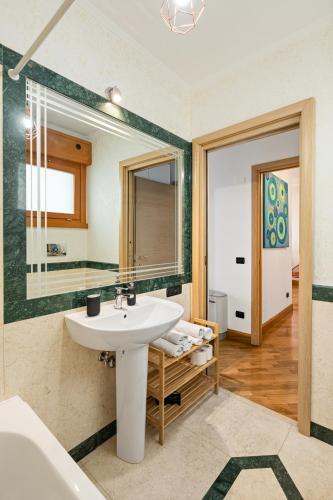 Amsterdam Suite Design + Posto auto