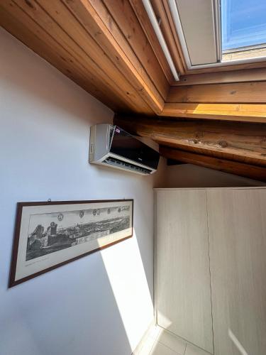 Μια τηλεόραση ή/και κέντρο ψυχαγωγίας στο Just Langhe Casa Nebbiolo