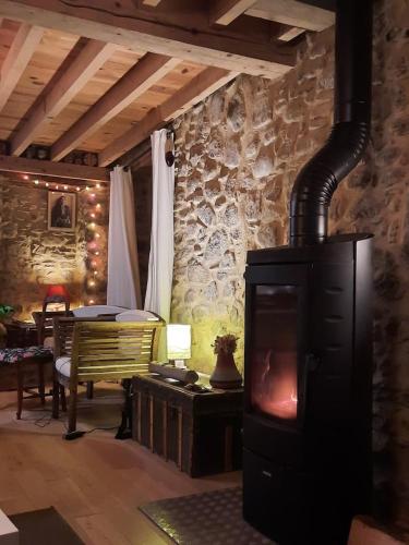 Maison traditionnelle catalane avec jardin