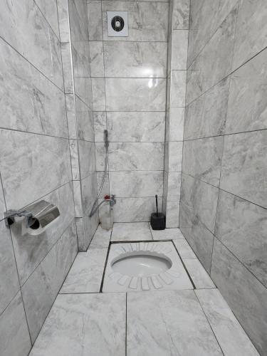 Bilik mandi di Esa Apart Hotel