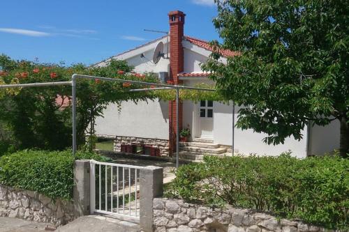 SUNNY PUNTA SKALA APARTMENT