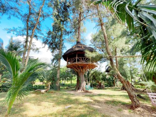 Me Bungalow Beach Resort – Photos 3