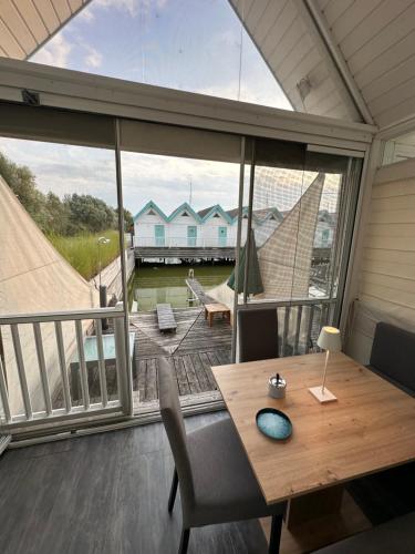 Balkón nebo terasa v ubytování Haus am See
