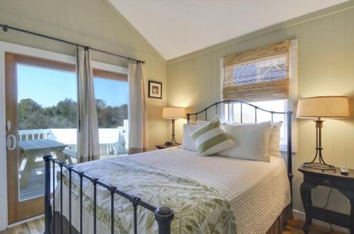 Postel nebo postele na pokoji v ubytování Wish You Were Here