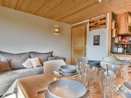 T2 + Coin Nuit, Balcon, Proche Pistes et Centre, Idéal 6 Pers