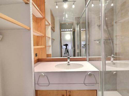 Studio divisible skis aux pieds, proche commerces, Wi-Fi