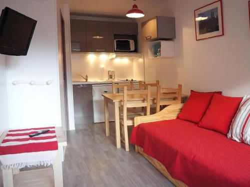 Appartement cosy rénové 2 pièces - Skis aux pieds - Balcon sud-ouest - Centre resort - FR-1-344-877