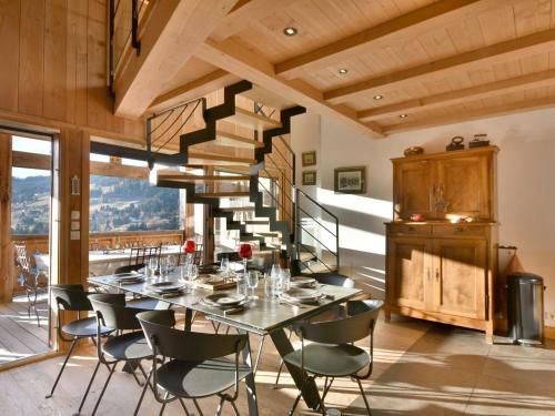 Superbe Duplex 8 pers, Terrasse, Casiers Ski, Parking, Proche des Pistes et Centre, Les Gets - FR-1-685-27