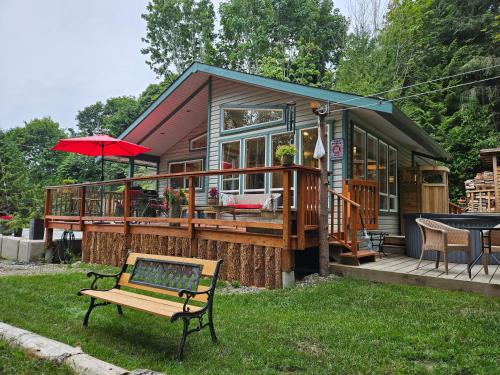 SeaView Getaway - temporarily not open due to STR regulations