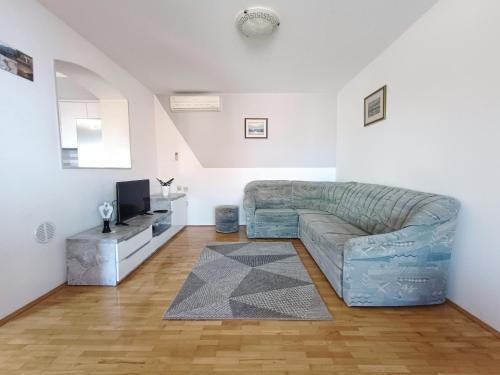 Apartment Podgora 2714a