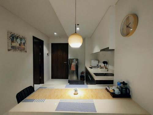 Family Room – Photos 5