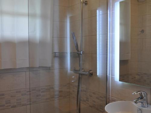 Appartement charmant près des pistes avec balcon et parking