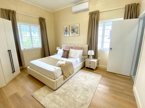 Gallery image of New! Modern Cottage 10mins to CBD 3 Beds + Parking in Brisbane