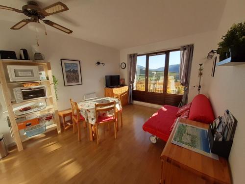 Studio cabine avec balcon et parking à Villard-de-Lans - FR-1-515-177