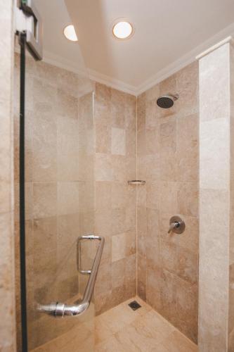Koupelna v ubytování Hotel Kumala Pantai