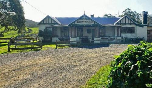 Gallery image of Pub in the Paddock in Pyengana