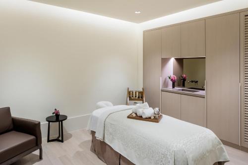 Кровать или кровати в номере Andaz Seoul Gangnam, By Hyatt