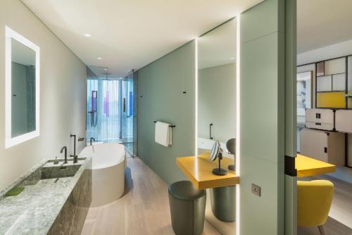 Ванная комната в Andaz Seoul Gangnam, By Hyatt