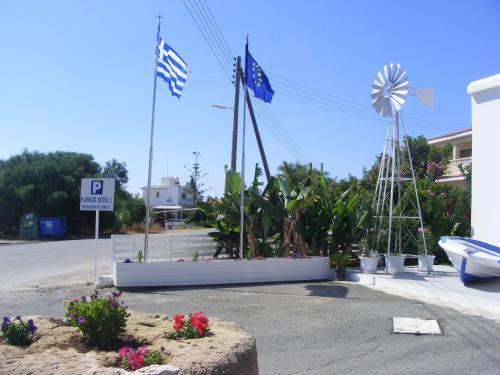 Φωτογραφία από το άλμπουμ του Flokkas Hotel Apartments στον Πρωταράς