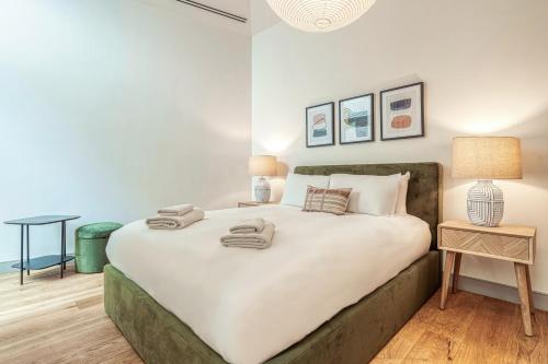 Letto o letti in una camera di Luxury flats near Big Ben and London Eye