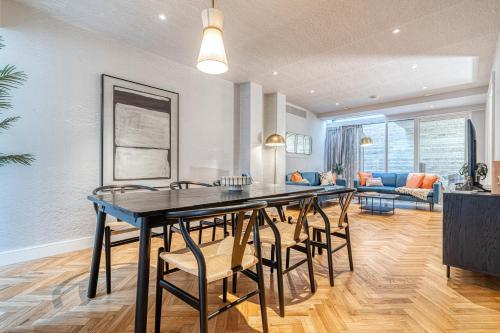 Area soggiorno di Luxury flats near Big Ben and London Eye