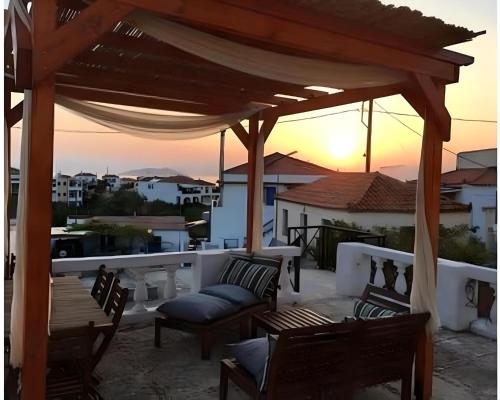 Gallery image of Artists' Residence 2 bed, 1 bath in Megalochori