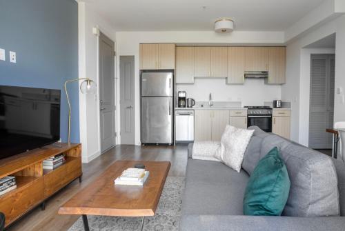 Culver City 1br w rooftop lounge access to 405 LAX-1124