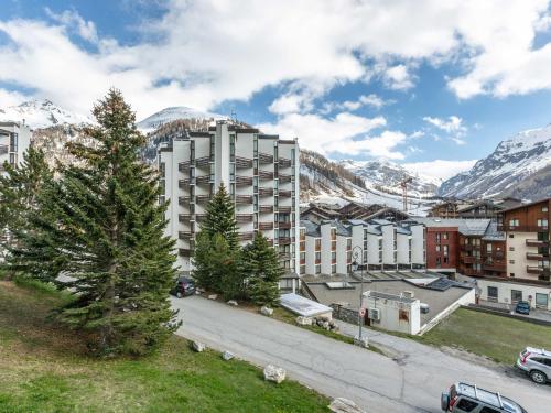 Appartement spacieux pour 7 pers., centre-ville, proche pistes, avec WIFI