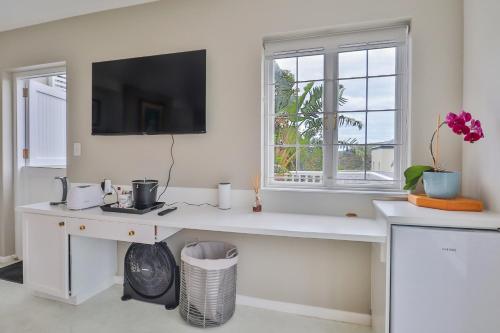 Glenview Heads Apartmentsにあるキッチンまたは簡易キッチン