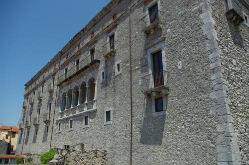 El edificio en el que está el hotel