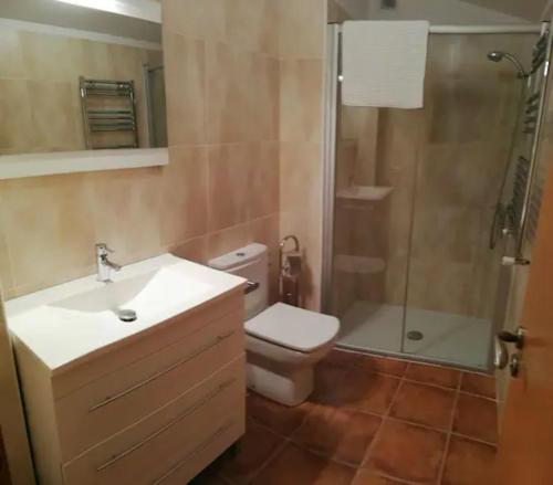 Ванная комната в Céntrico dúplex con vistas, en Morella