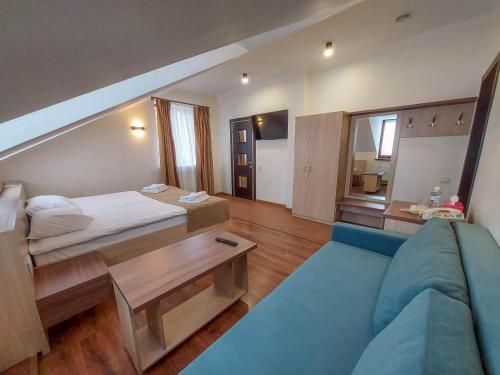 Postel nebo postele na pokoji v ubytování Graff Hotel