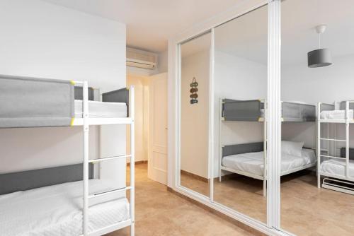 Nice 3 Bedroom Apartment, next to the beach, with pool