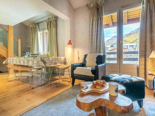 Duplex élégant à Val-d'Isère : Wifi, parking couvert, proche commodités et navette