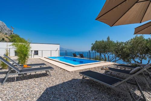 Πισίνα στο ή κοντά στο Villa Mountain Lodge