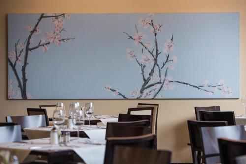 Ein Restaurant oder anderes Speiselokal in der Unterkunft Austria Trend Hotel Ananas Wien 