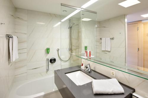 Austria Trend Hotel Congress Innsbruck photo 3